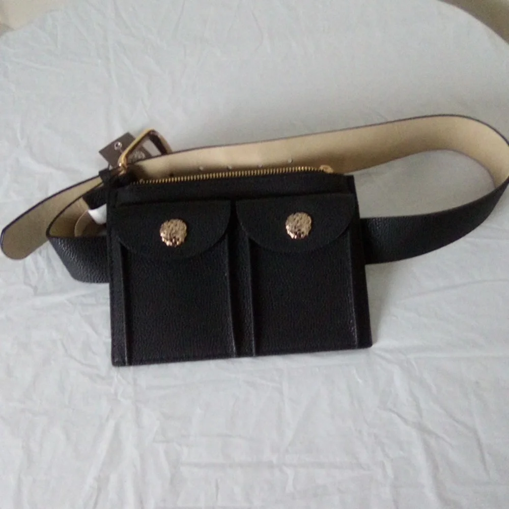 CAMUTO Black Belt Bag NEW 32 